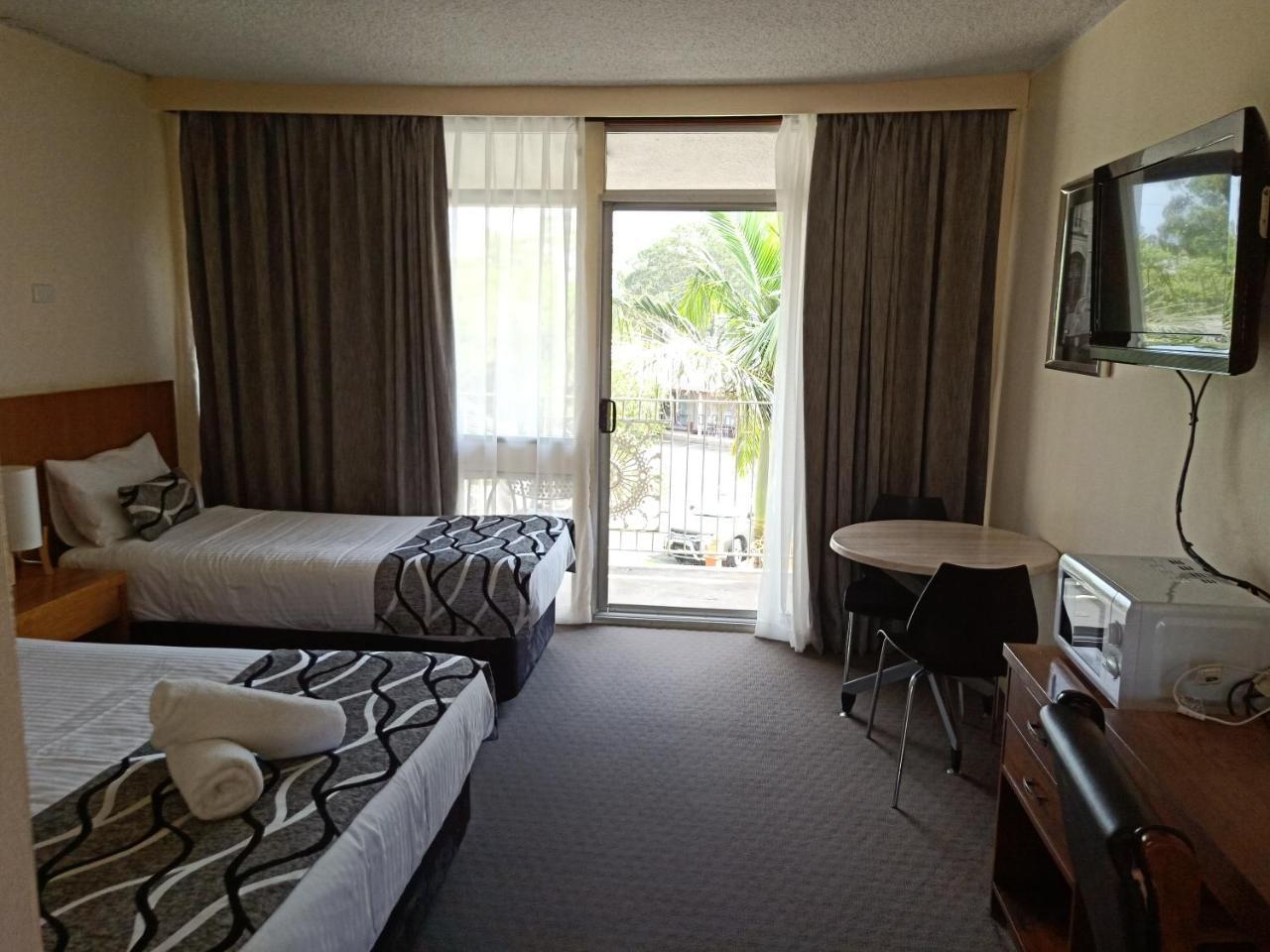 Molly Morgan Motor Inn Maitland Exterior photo