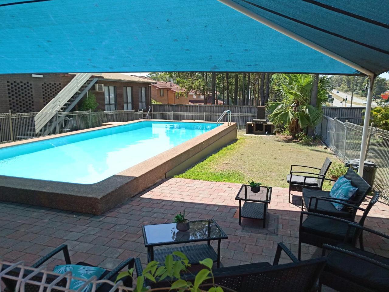 Molly Morgan Motor Inn Maitland Exterior photo